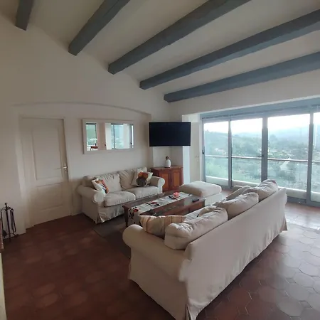 Апартаменты Les Reflets Du *