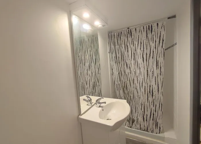 Les Reflets Du 아파트 *